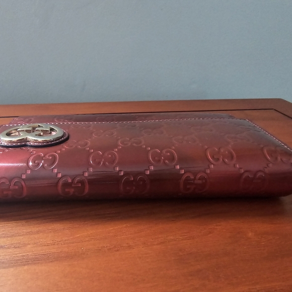Authentic Gucci Wallet - Picture 4 of 13